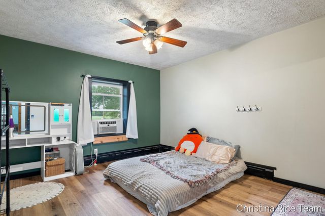10226 SW Greenville Road, Greenville, MI 48838