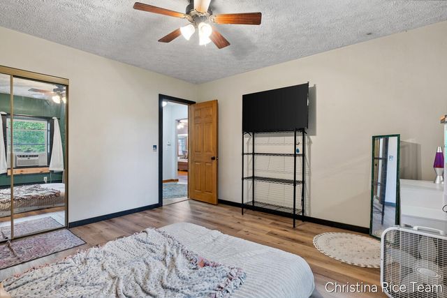10226 SW Greenville Road, Greenville, MI 48838