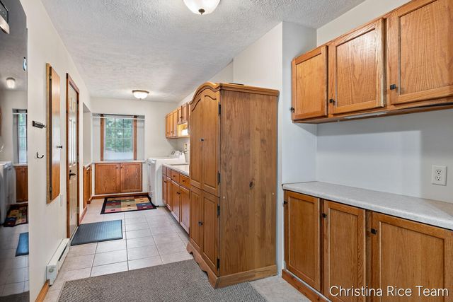 10226 SW Greenville Road, Greenville, MI 48838