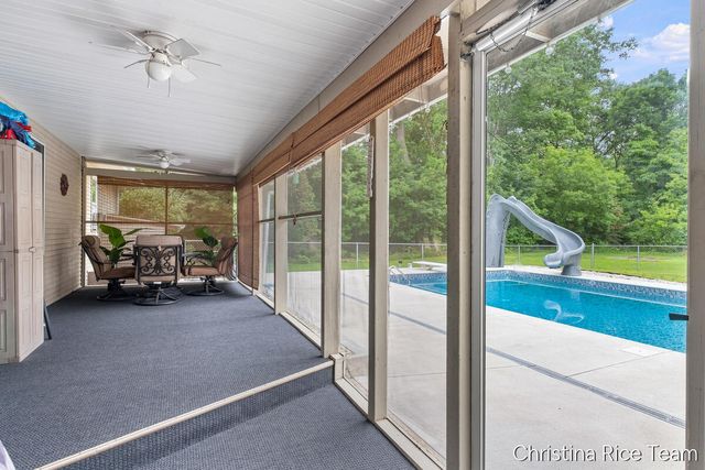 10226 SW Greenville Road, Greenville, MI 48838