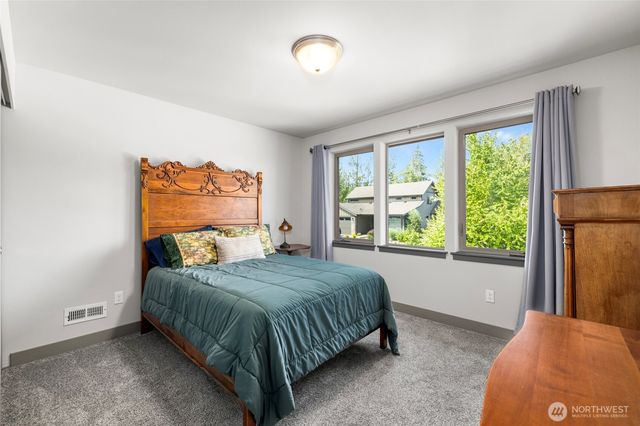 1216 Brookstone Drive, Bellingham, WA 98229
