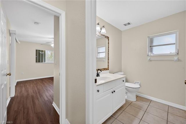 6890 Circle DR, Fort Myers, FL 33905