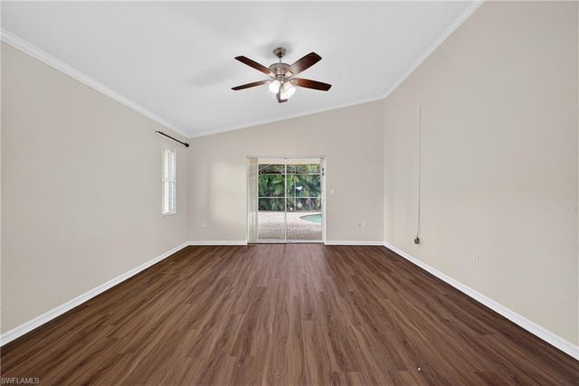 6890 Circle DR, Fort Myers, FL 33905