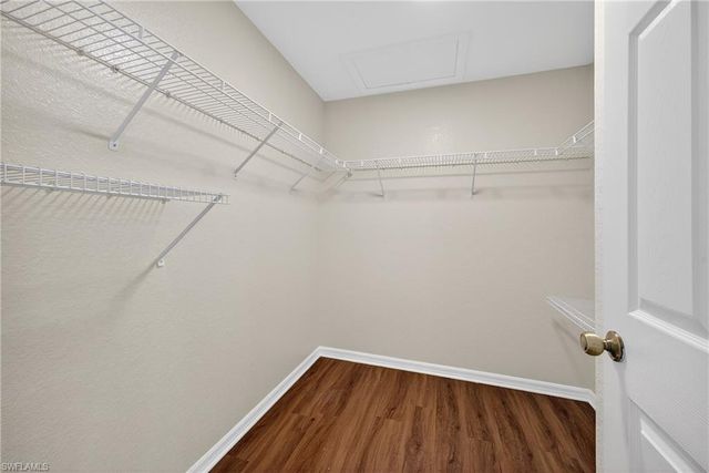 6890 Circle DR, Fort Myers, FL 33905