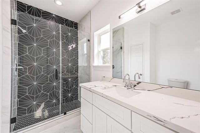 5317 Chennault Road A, Houston, TX 77033