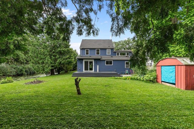 2084 S POINT COMFORT ROAD, Oshkosh, WI 54902