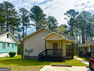 459 Merrywood Drive, Lagrange, GA 30241