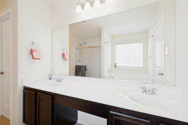 920 King George Lane, Savannah, TX 76227