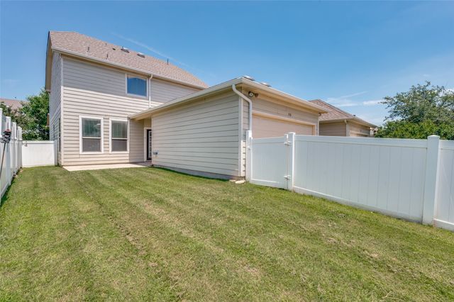 920 King George Lane, Savannah, TX 76227