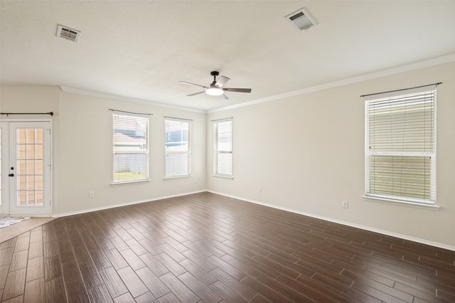 920 King George Lane, Savannah, TX 76227