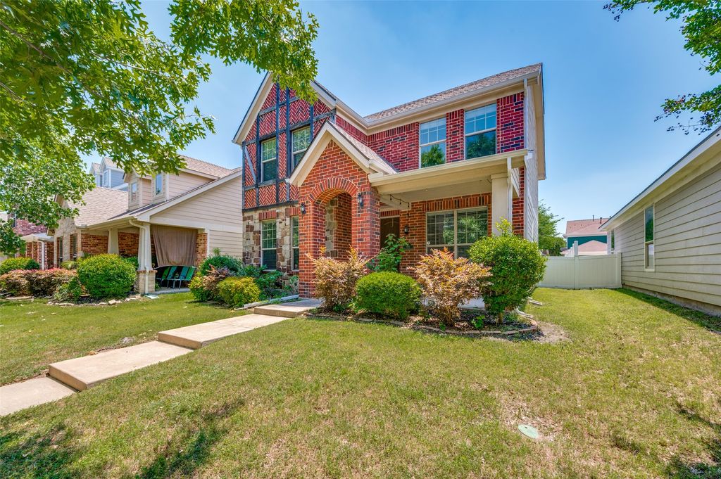 920 King George Lane, Savannah, TX 76227
