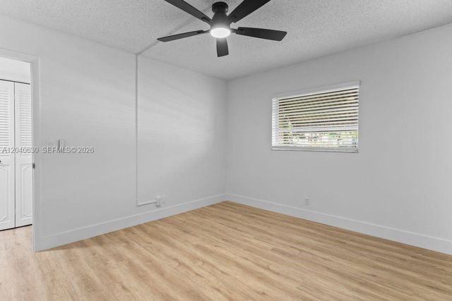 414 SE 10th St 108, Dania Beach, FL 33004