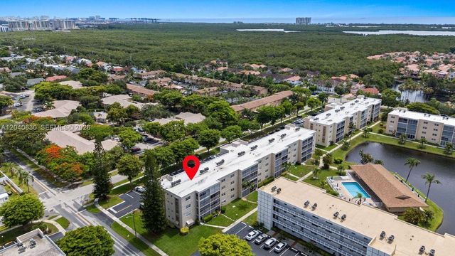 414 SE 10th St 108, Dania Beach, FL 33004