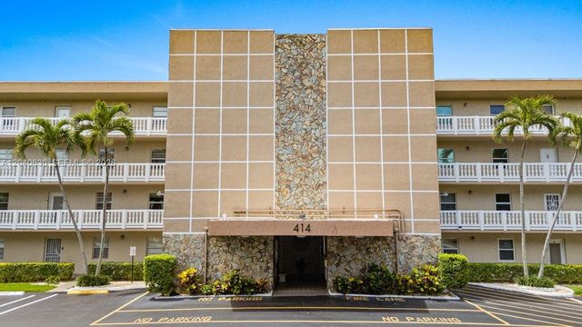 414 SE 10th St 108, Dania Beach, FL 33004