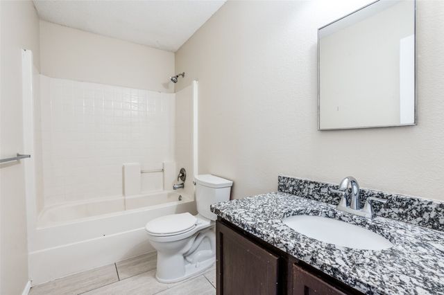 2232 White Pine Drive, Little Elm, TX 75068