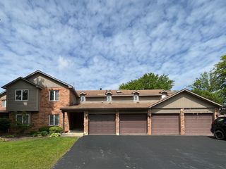 985 West Court D, Naperville, IL 60563
