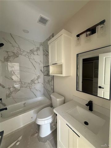 1014 Escondido Lane, Harlingen, TX 78550