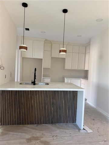 1014 Escondido Lane, Harlingen, TX 78550