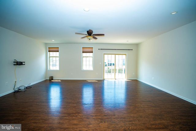 23736 HOPEWELL MANOR TER, Ashburn, VA 20148