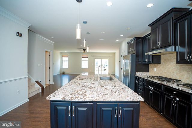 23736 HOPEWELL MANOR TER, Ashburn, VA 20148