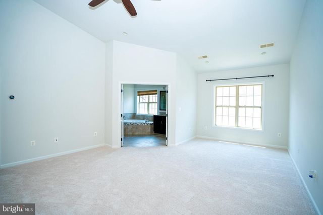 23736 HOPEWELL MANOR TER, Ashburn, VA 20148