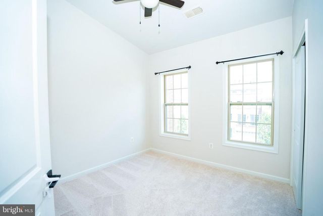 23736 HOPEWELL MANOR TER, Ashburn, VA 20148