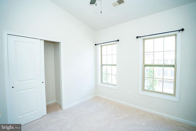 23736 HOPEWELL MANOR TER, Ashburn, VA 20148