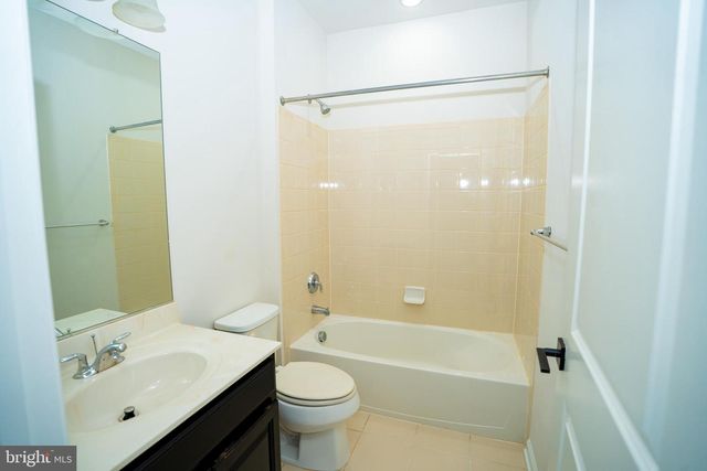 23736 HOPEWELL MANOR TER, Ashburn, VA 20148