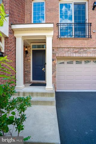23736 HOPEWELL MANOR TER, Ashburn, VA 20148