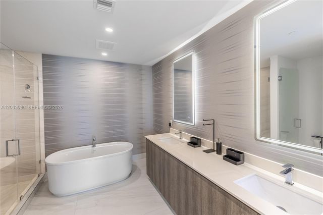 17550 Collins Avenue 1202, Sunny Isles Beach, FL 33160