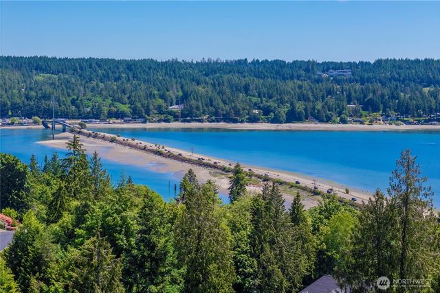 13514 79th Avenue Ct NW, Gig Harbor, WA 98329
