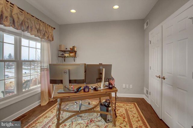 847 W KING ST, Waynesboro, PA 17268