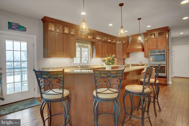 847 W KING ST, Waynesboro, PA 17268
