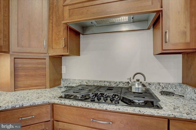 847 W KING ST, Waynesboro, PA 17268