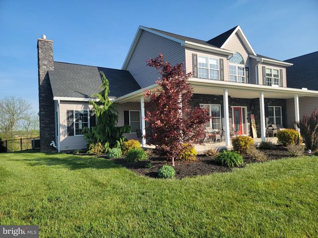 847 W KING ST, Waynesboro, PA 17268
