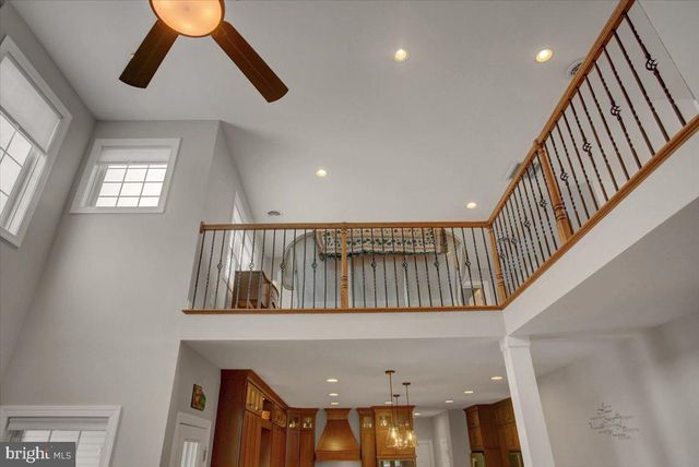 847 W KING ST, Waynesboro, PA 17268