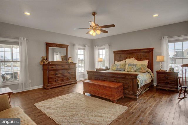 847 W KING ST, Waynesboro, PA 17268