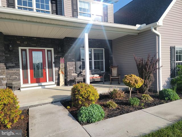 847 W KING ST, Waynesboro, PA 17268