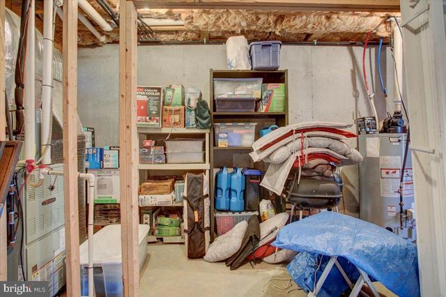 847 W KING ST, Waynesboro, PA 17268