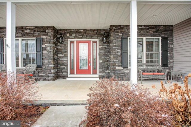 847 W KING ST, Waynesboro, PA 17268