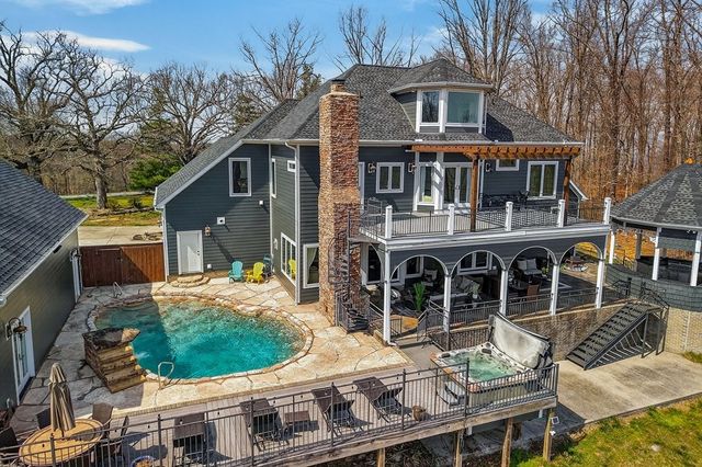 5715 Pleasant Ridge Rd, Sparta, TN 38583