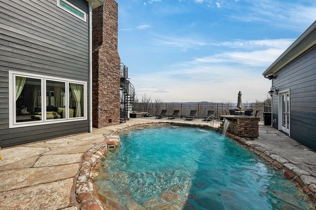 5715 Pleasant Ridge Rd, Sparta, TN 38583