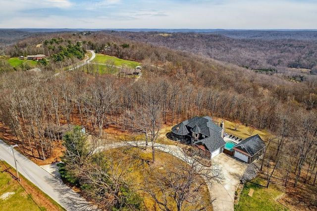 5715 Pleasant Ridge Rd, Sparta, TN 38583