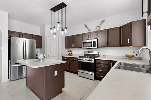 409 Playful Meadows Drive NE, Rio Rancho, NM 87144