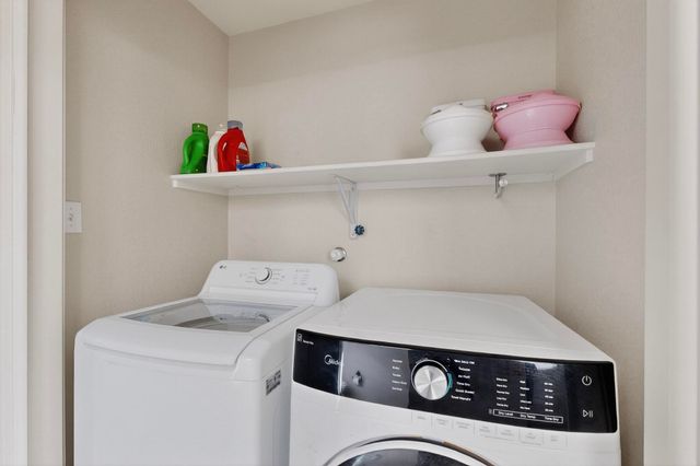 409 Playful Meadows Drive NE, Rio Rancho, NM 87144