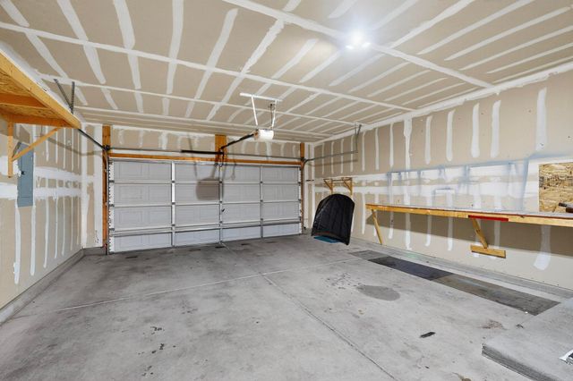 409 Playful Meadows Drive NE, Rio Rancho, NM 87144