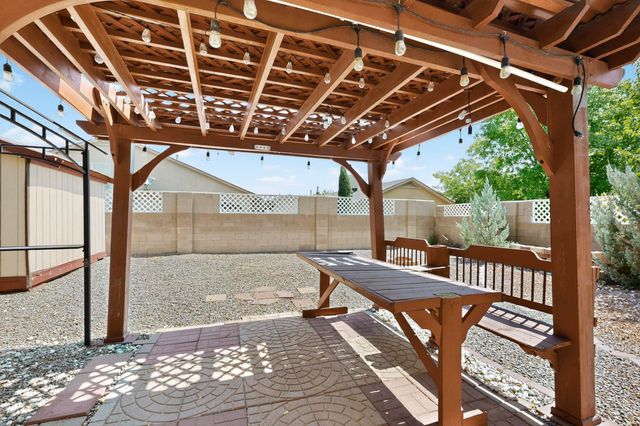 409 Playful Meadows Drive NE, Rio Rancho, NM 87144