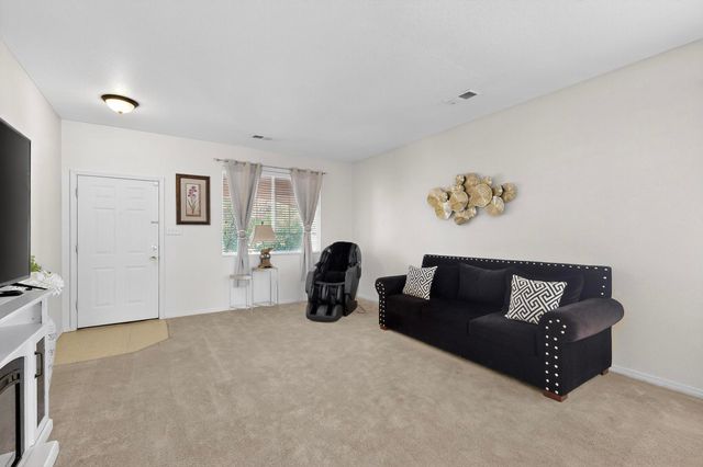 409 Playful Meadows Drive NE, Rio Rancho, NM 87144