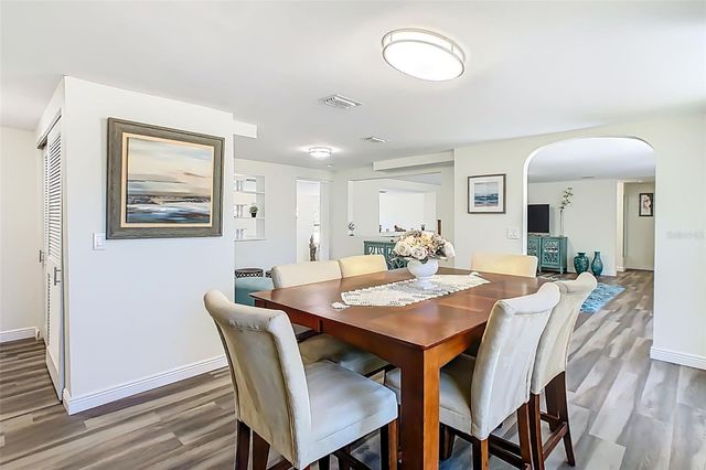 1700 S MILLER ROAD, Valrico, FL 33594