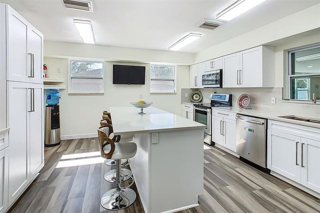 1700 S MILLER ROAD, Valrico, FL 33594